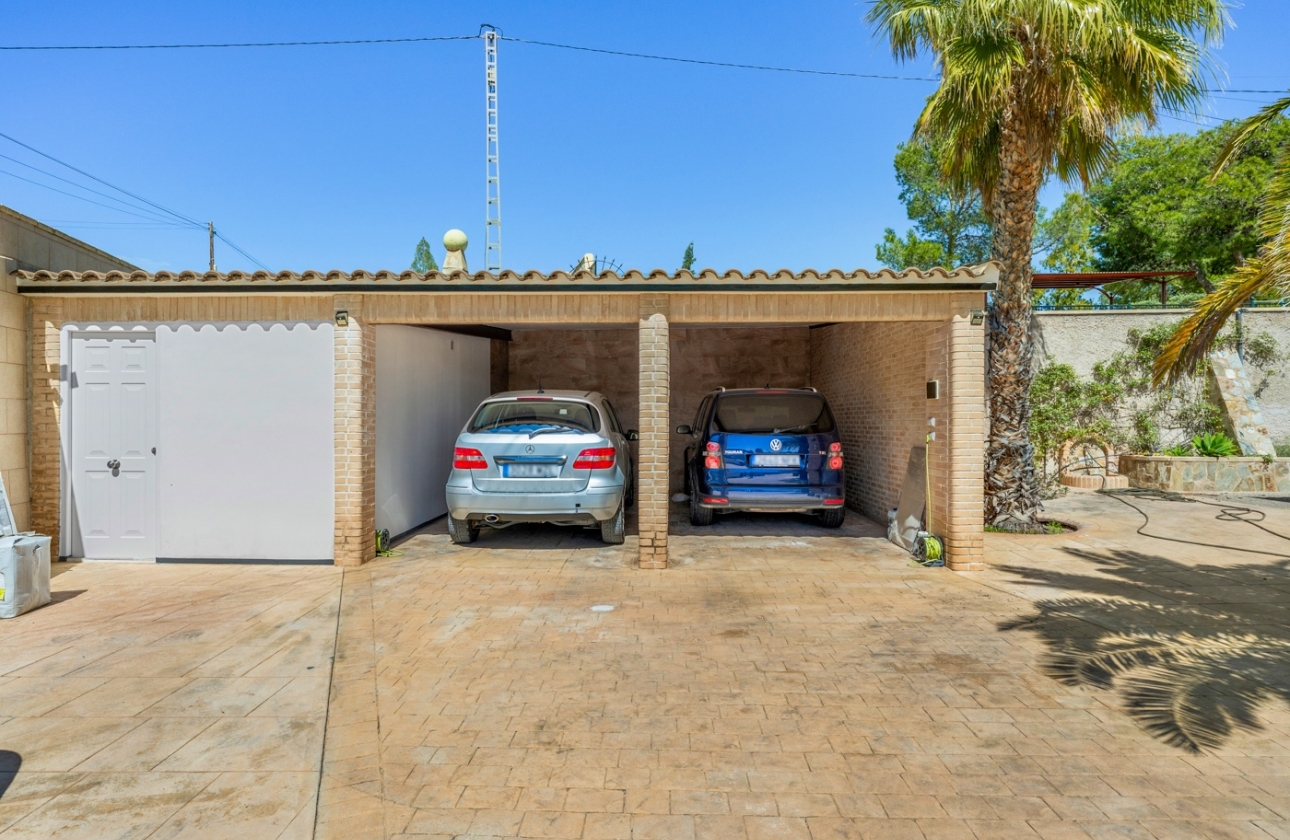 Resale - Finca / Country Property - Crevillente