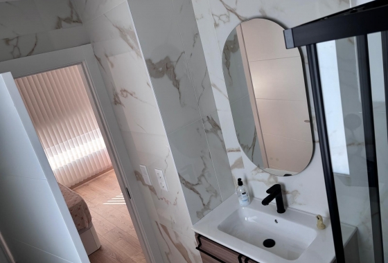 Reventa - Villa - Los Montesinos - La Herada