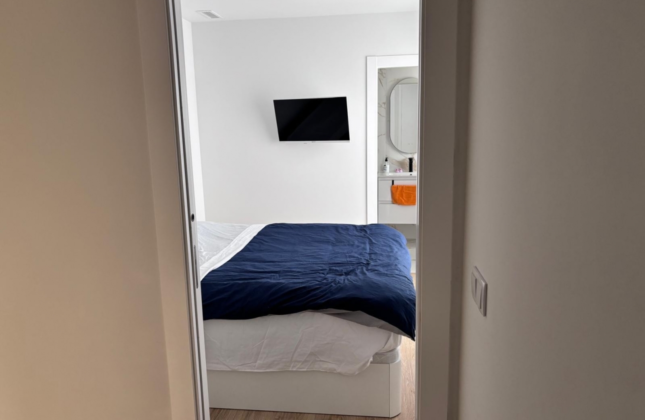 Reventa - Villa - Los Montesinos - La Herada