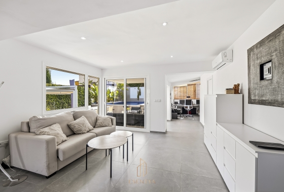 Resale - Villa - Torrevieja - Los Balcones