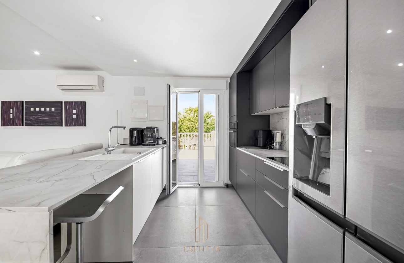 Resale - Villa - Torrevieja - Los Balcones