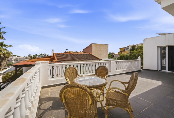 Resale - Villa - Torrevieja - Los Balcones