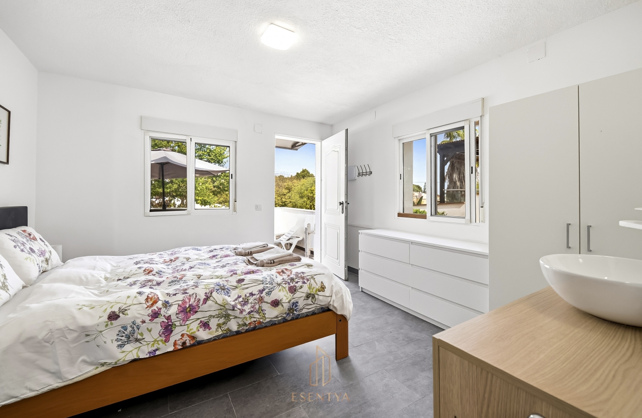 Resale - Villa - Torrevieja - Los Balcones