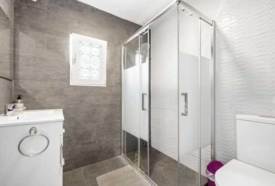 Resale - Villa - Torrevieja - Los Balcones