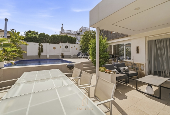 Resale - Villa - Torrevieja - Los Balcones