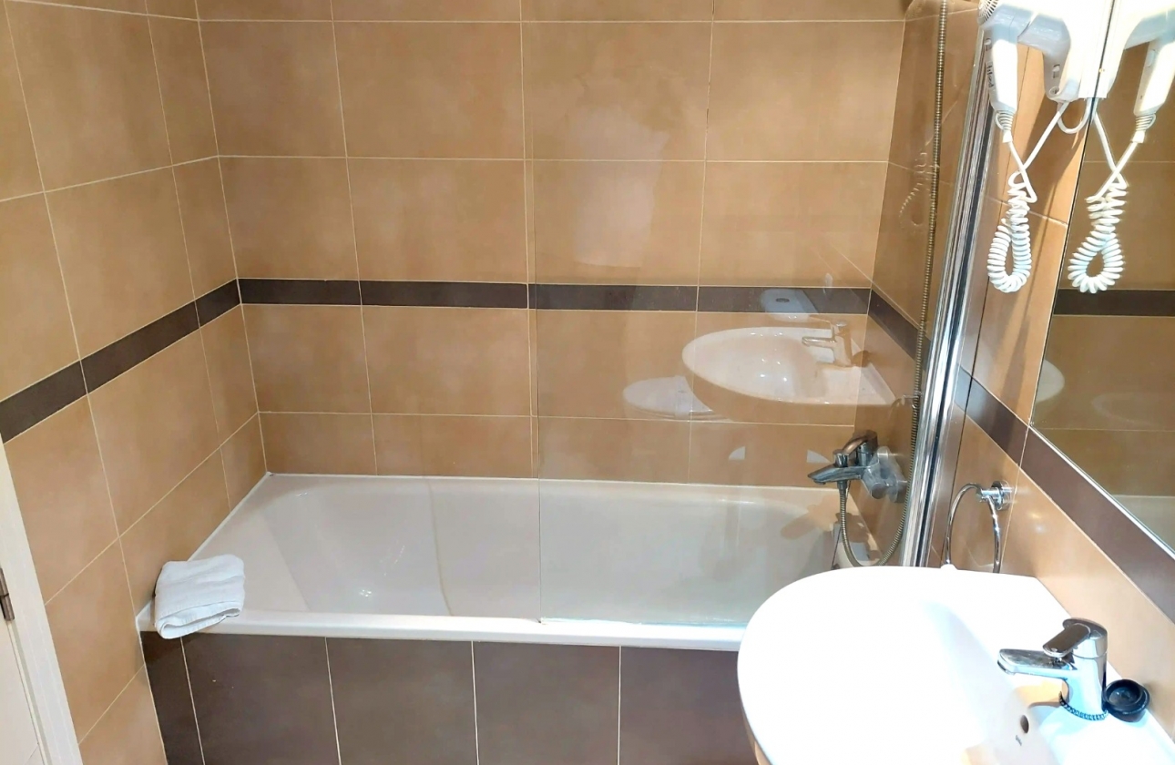 Neue Gebäude - Wohnung - Calpe - Calp