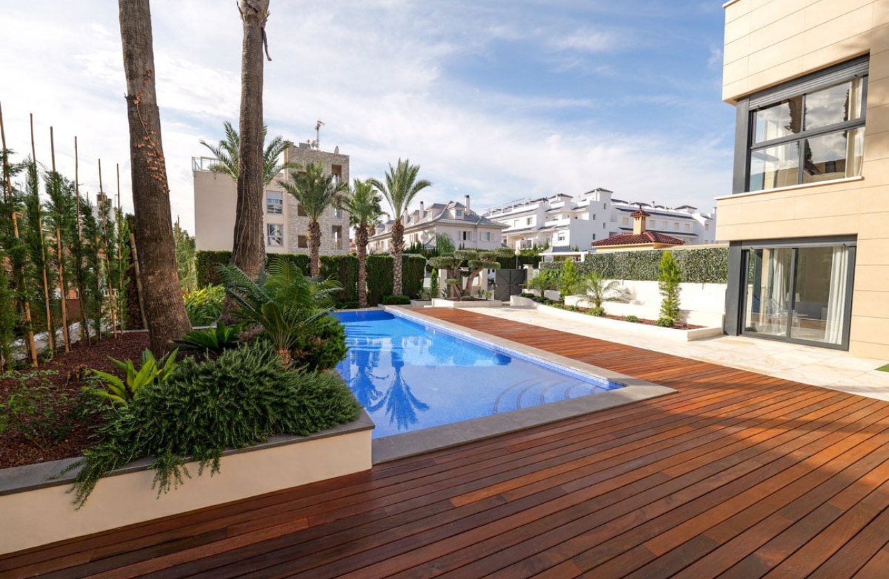 Obra nueva - Villa - Torrevieja