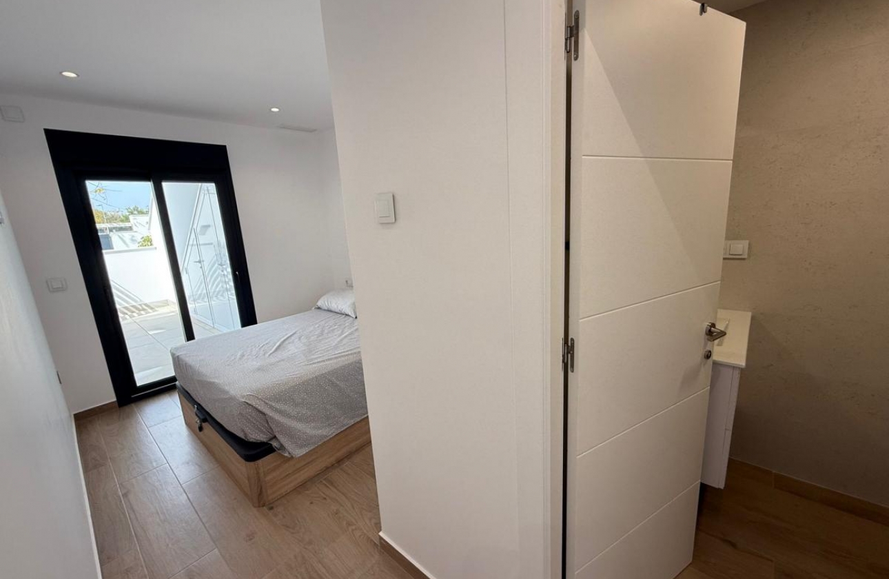 Wiederverkauf - Wohnung - Pilar de la Horadada