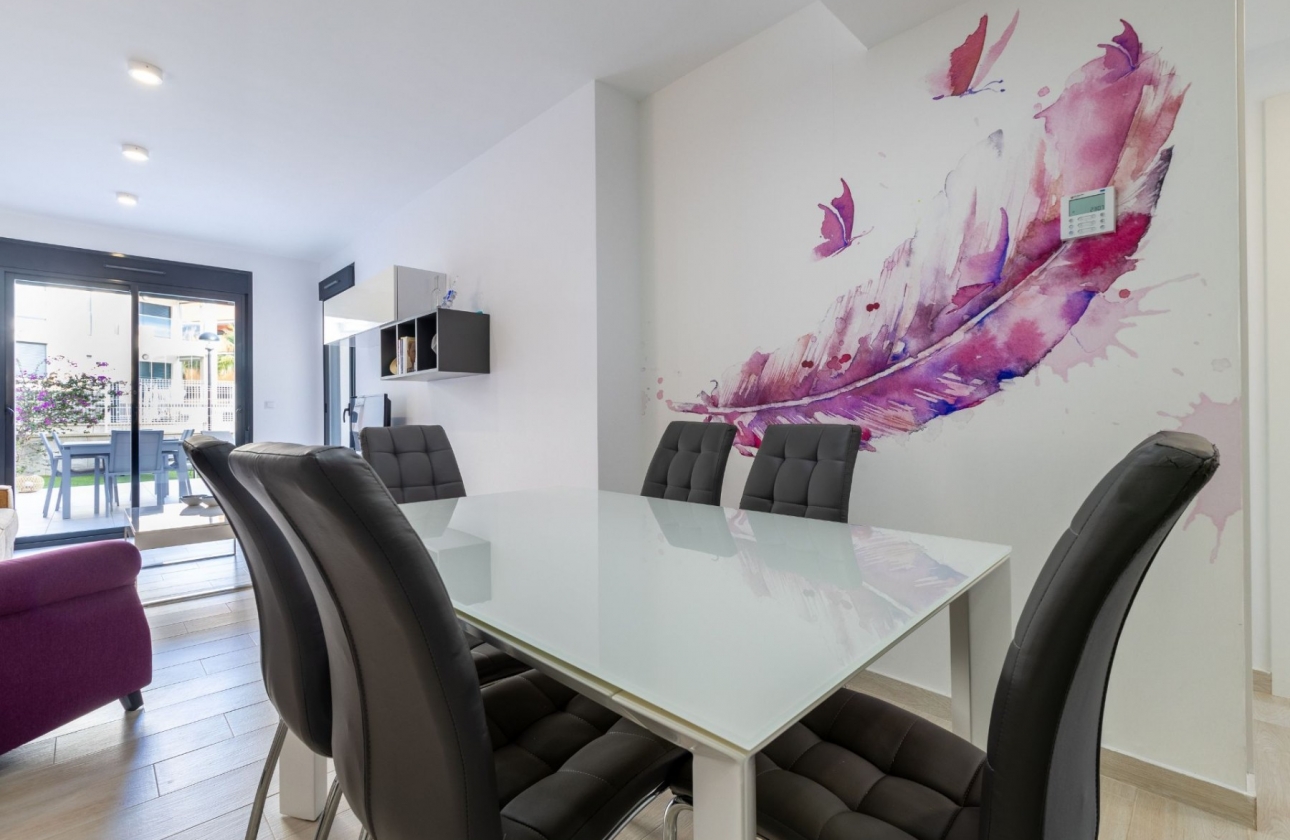 Wiederverkauf - Wohnung - Orihuela Costa - Villamartín