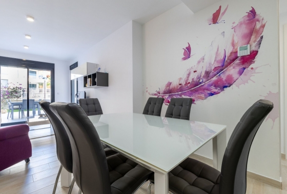 Wiederverkauf - Wohnung - Orihuela Costa - Villamartín
