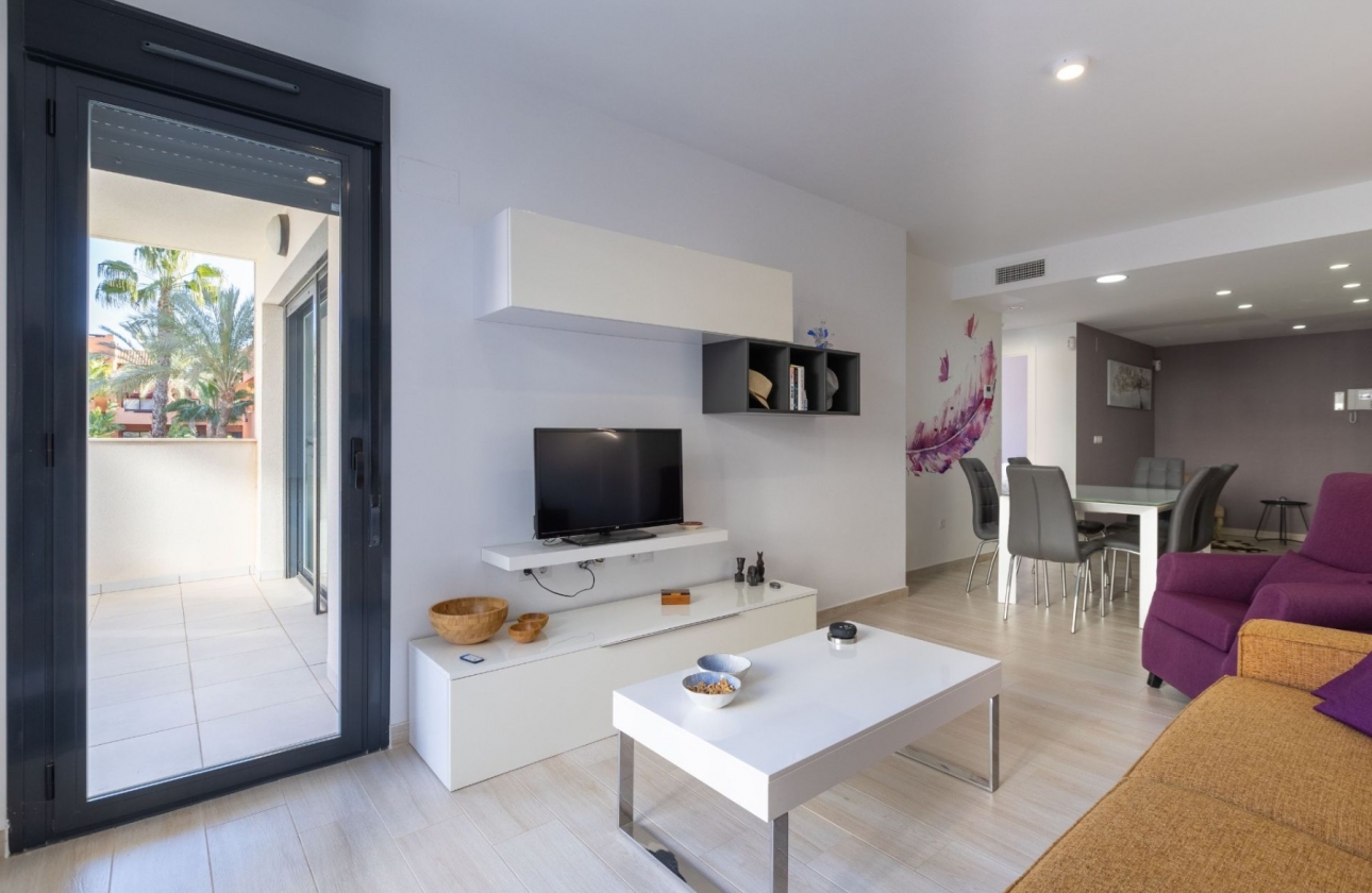 Wiederverkauf - Wohnung - Orihuela Costa - Villamartín