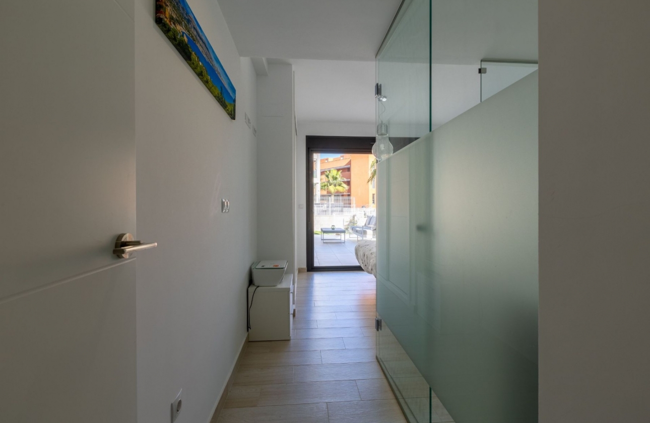 Wiederverkauf - Wohnung - Orihuela Costa - Villamartín