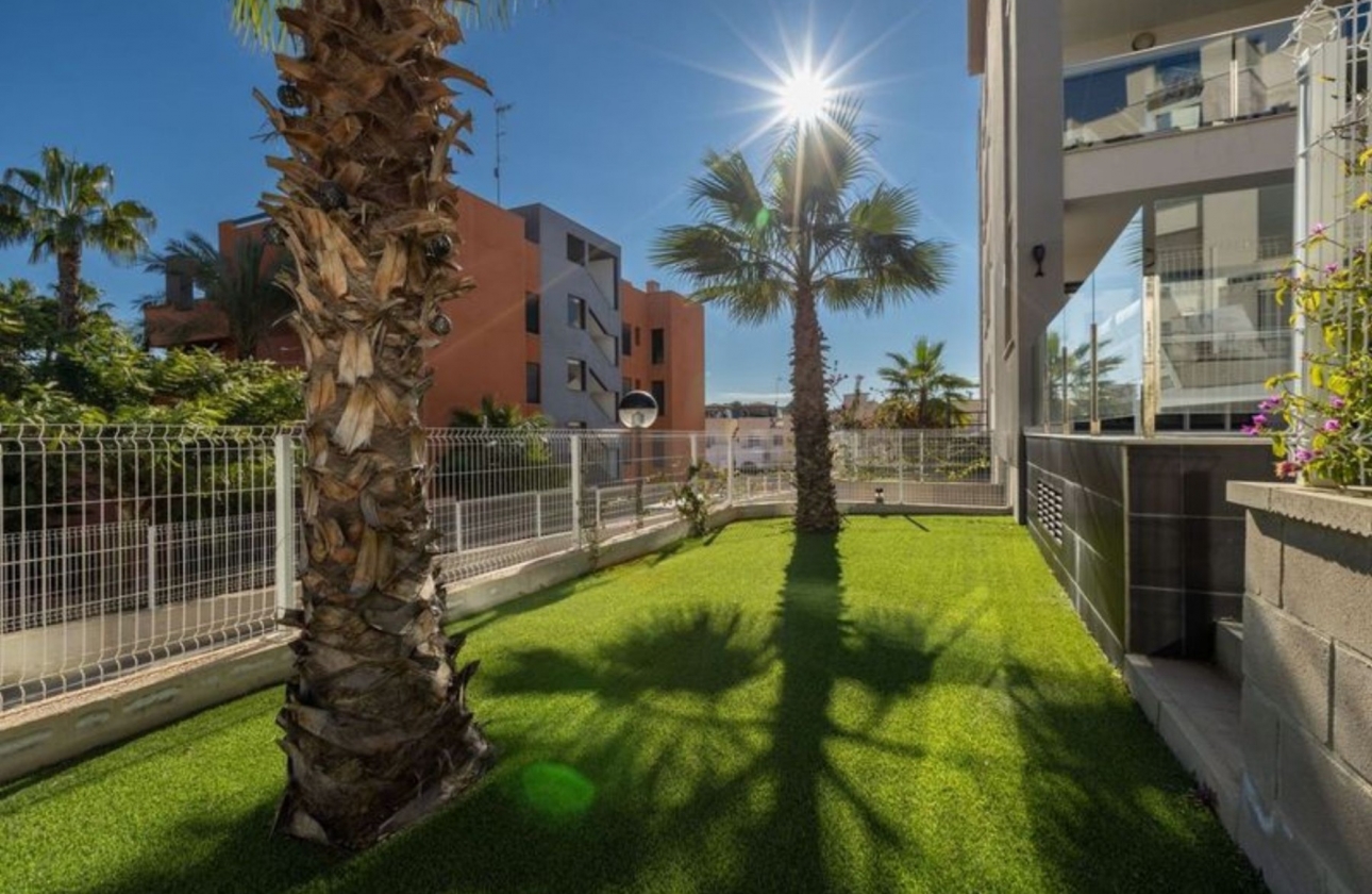 Wiederverkauf - Wohnung - Orihuela Costa - Villamartín