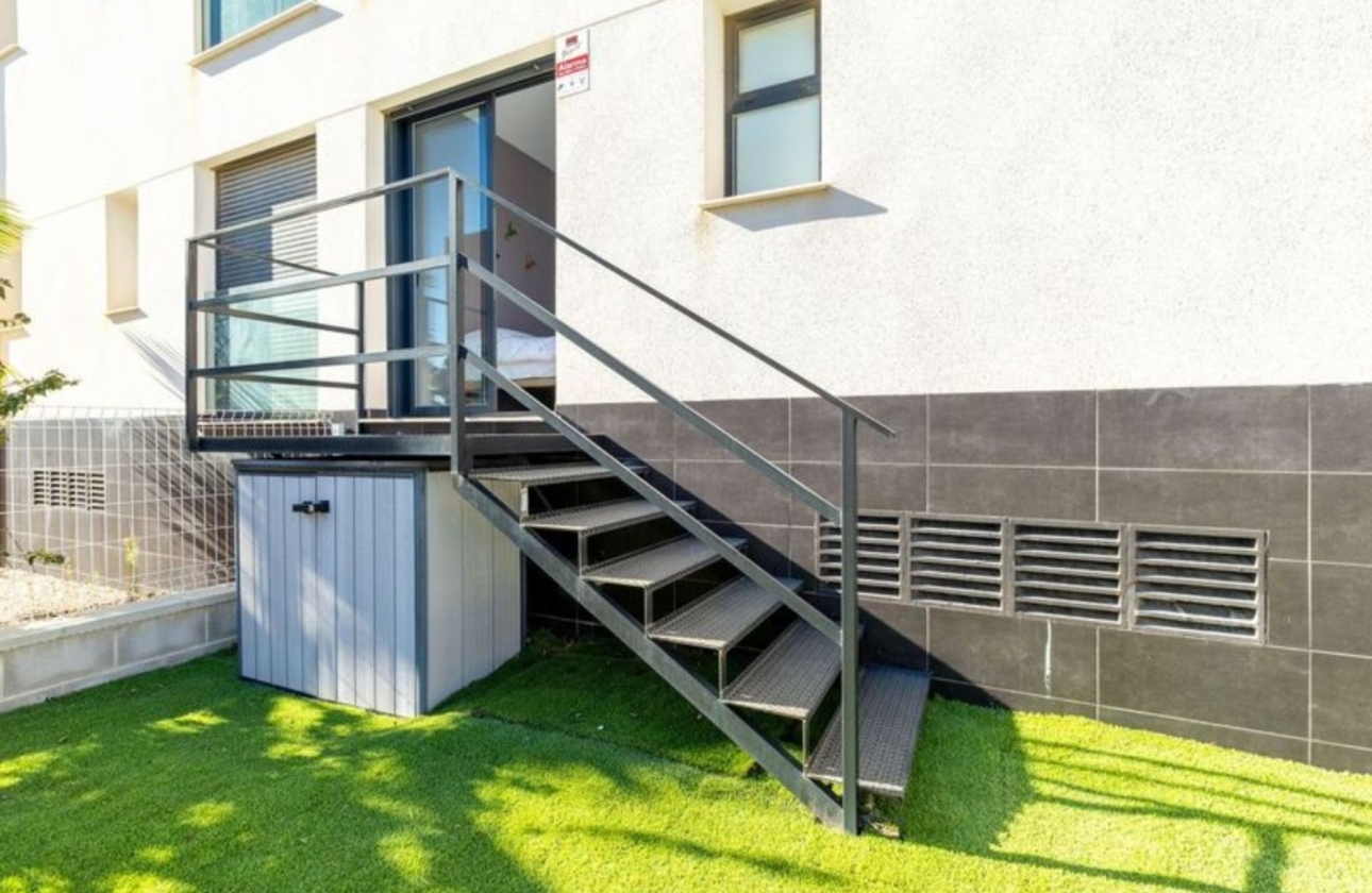 Wiederverkauf - Wohnung - Orihuela Costa - Villamartín