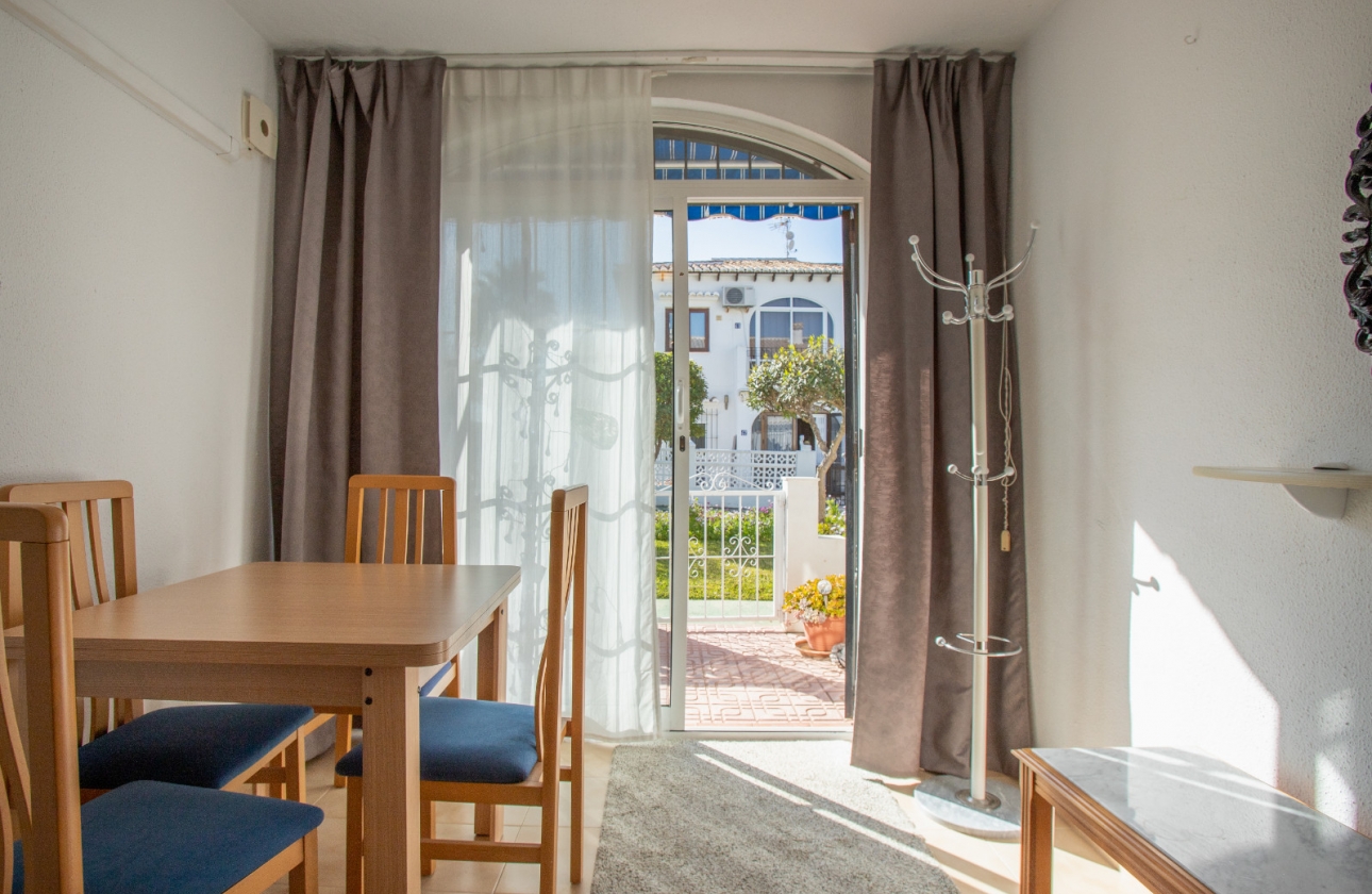 Wiederverkauf - House - Torrevieja - Lago Jardin