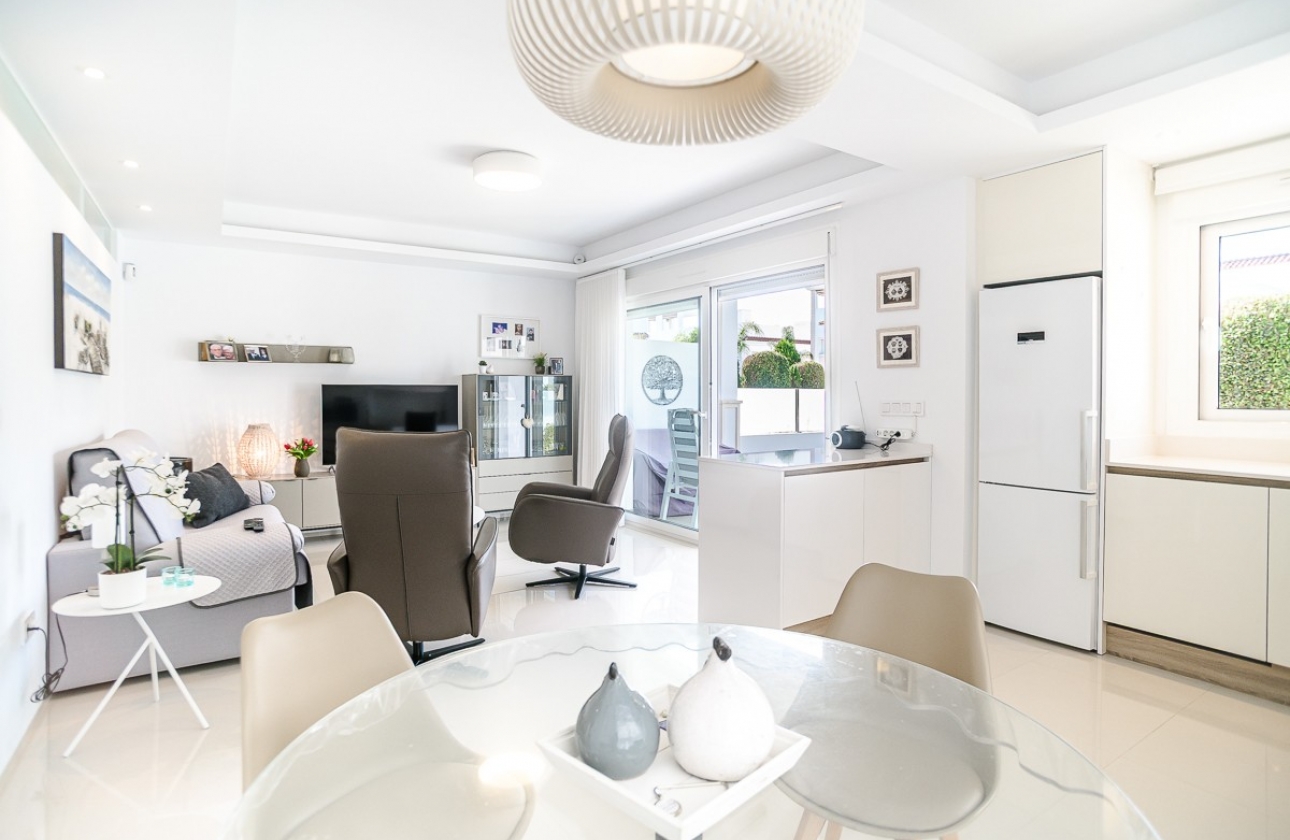 Resale - Apartment / flat - Ciudad Quesada