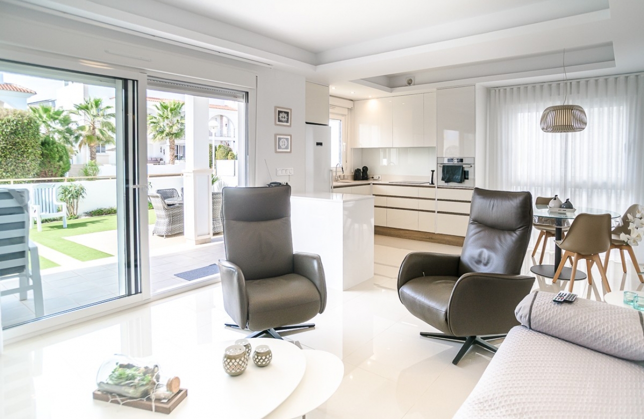 Resale - Apartment / flat - Ciudad Quesada
