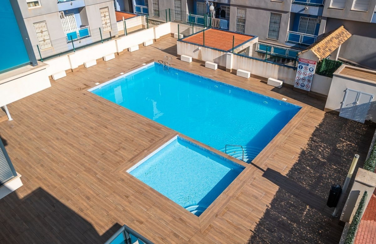 Wiederverkauf - Wohnung - Torrevieja - Calas Blancas