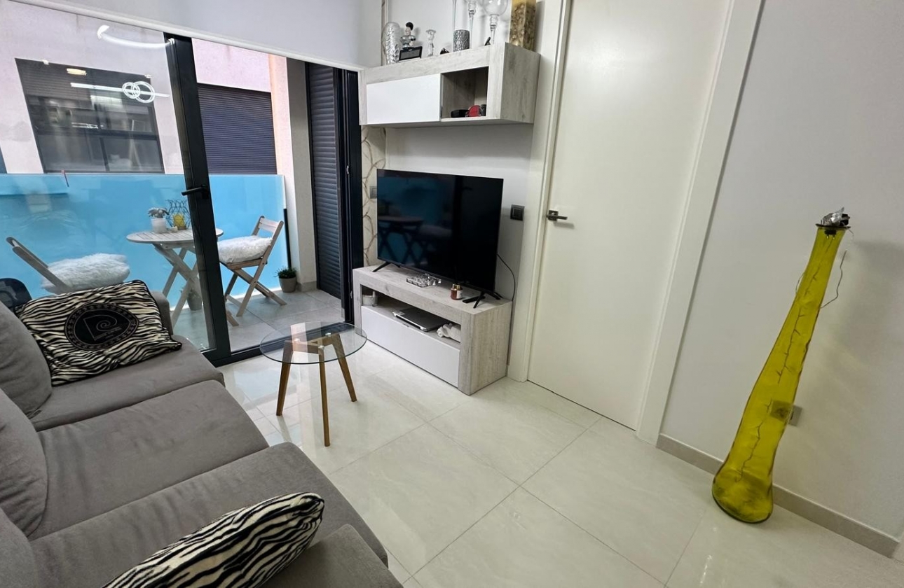 Wiederverkauf - Wohnung - Torrevieja - Calas Blancas