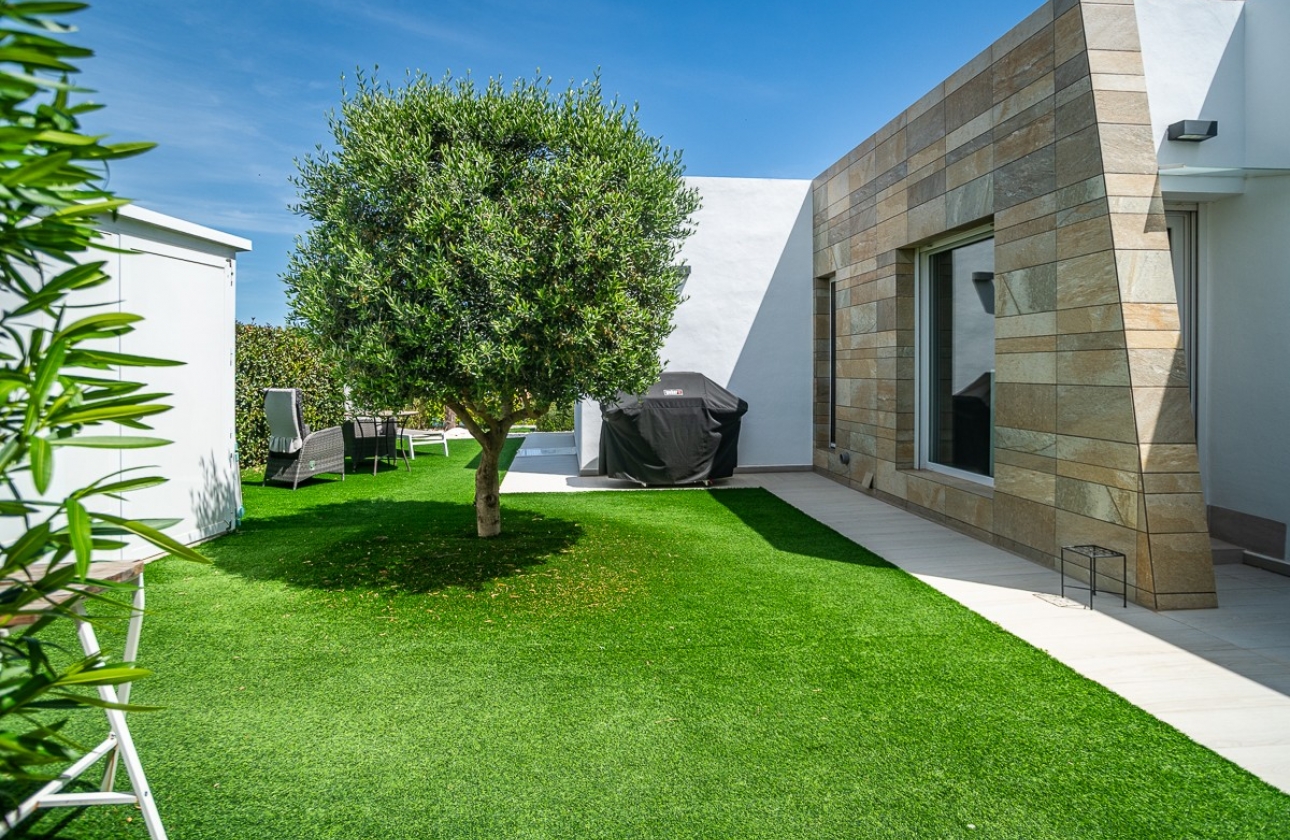 Wiederverkauf - Villa - Algorfa - La finca Golf