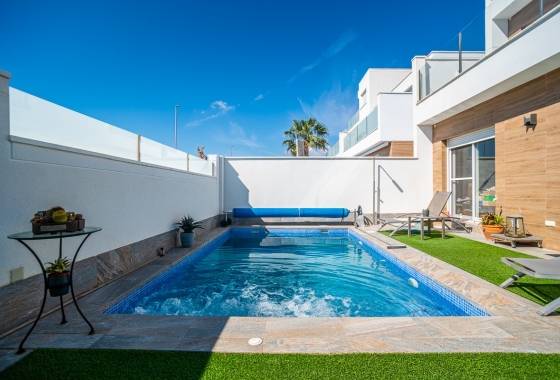 Herverkoop - Villa - Pilar de la Horadada