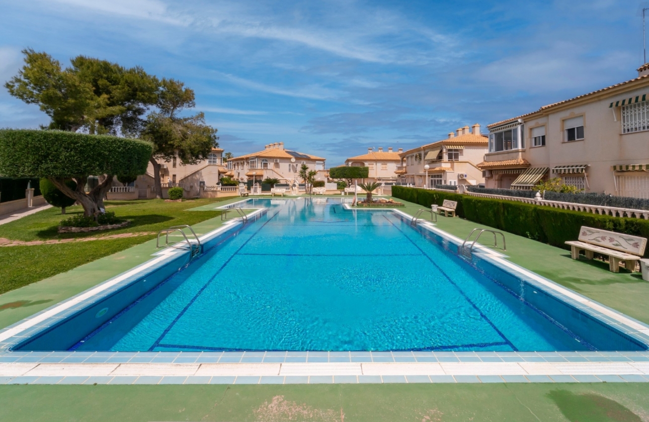 Wiederverkauf - Wohnung - Torrevieja - Aguas Nuevas