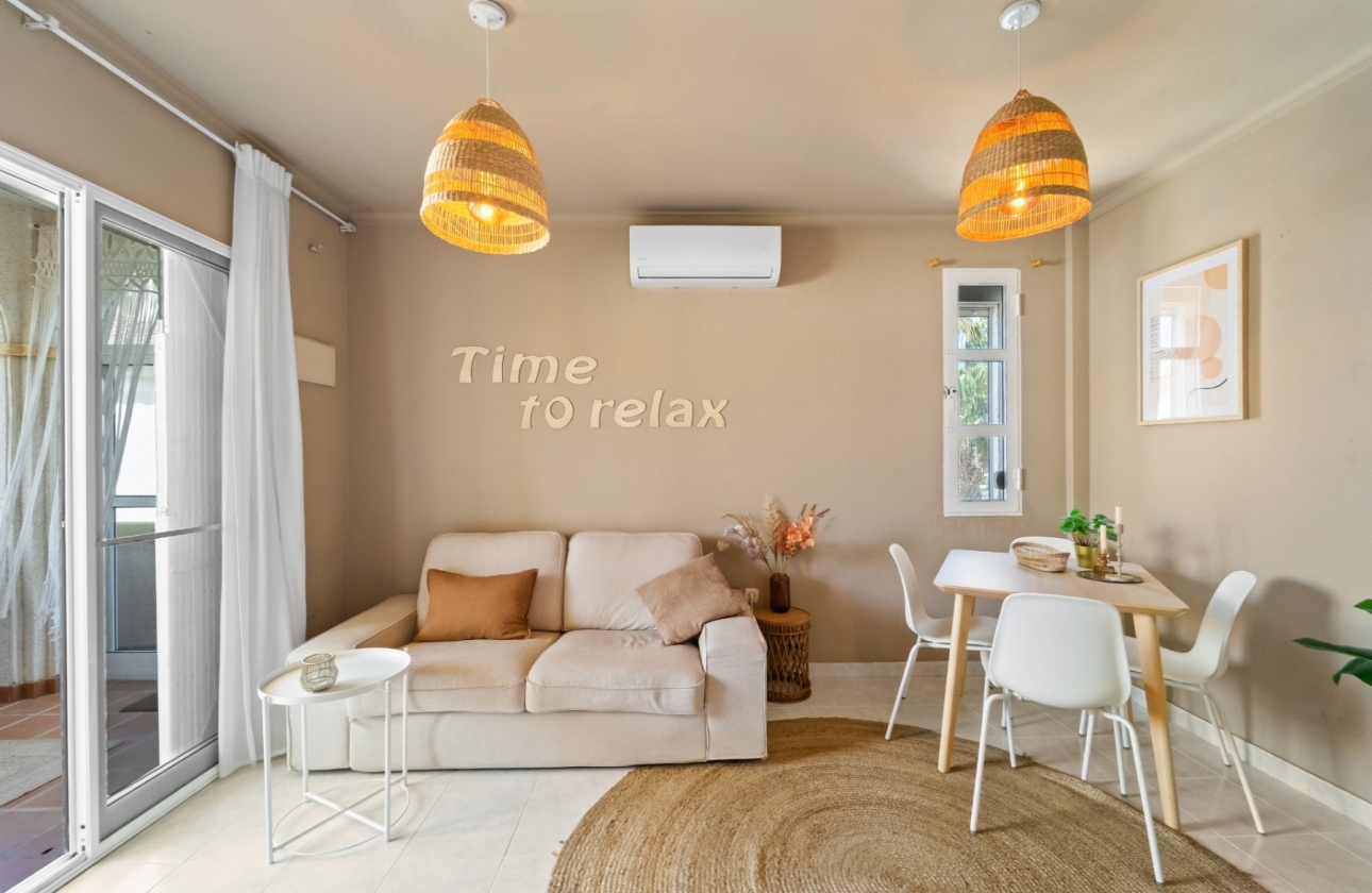 Wiederverkauf - Wohnung - Torrevieja - Aguas Nuevas