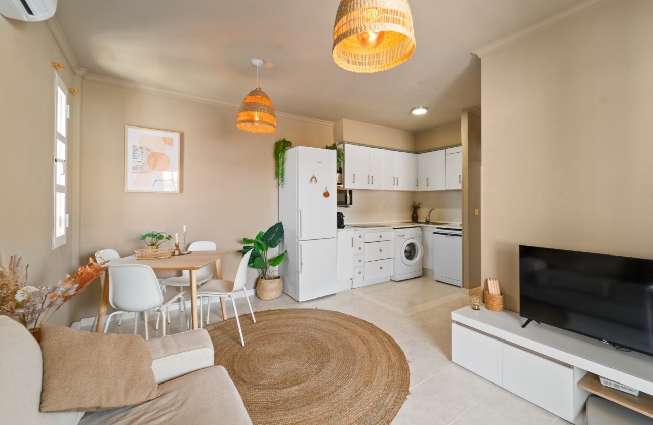 Wiederverkauf - Wohnung - Torrevieja - Aguas Nuevas