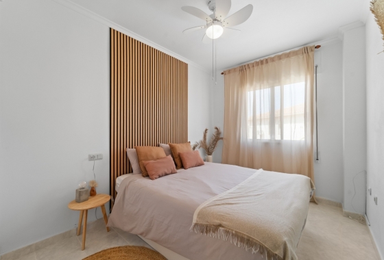 Wiederverkauf - Wohnung - Torrevieja - Aguas Nuevas