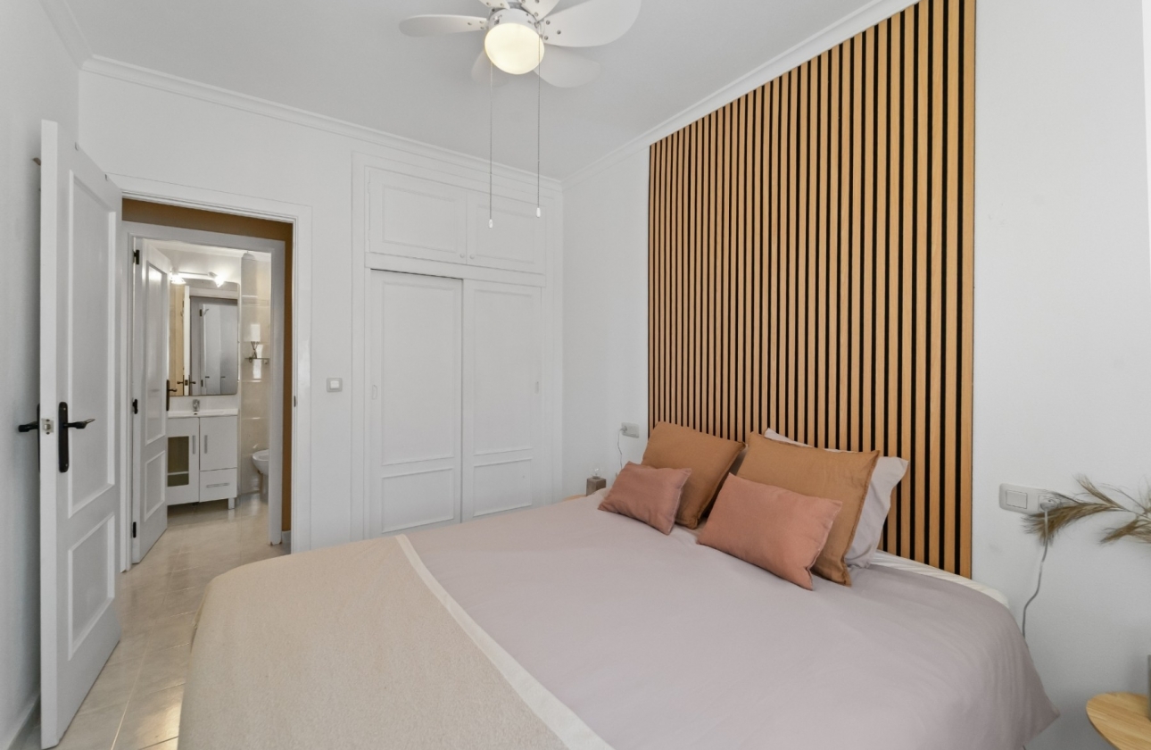Wiederverkauf - Wohnung - Torrevieja - Aguas Nuevas