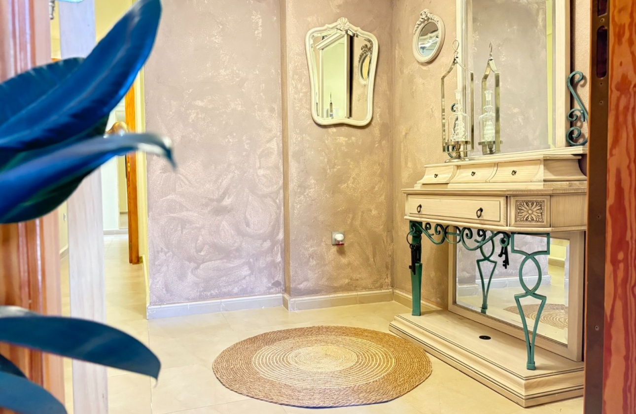Herverkoop - Appartement / flat - Sucina