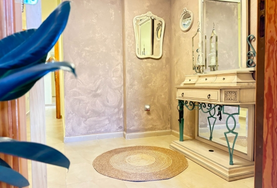 Herverkoop - Appartement / flat - Sucina
