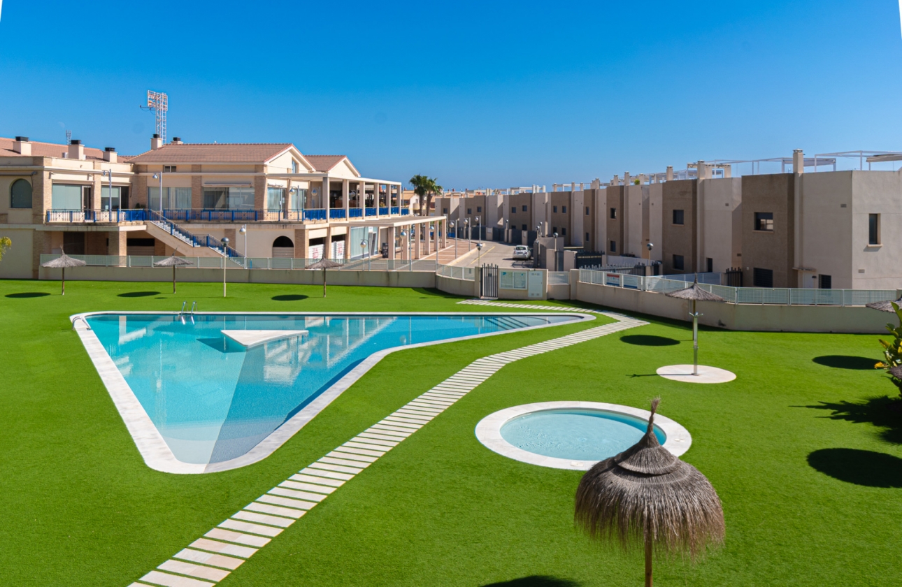 Wiederverkauf - Wohnung - Orihuela Costa - La Zenia