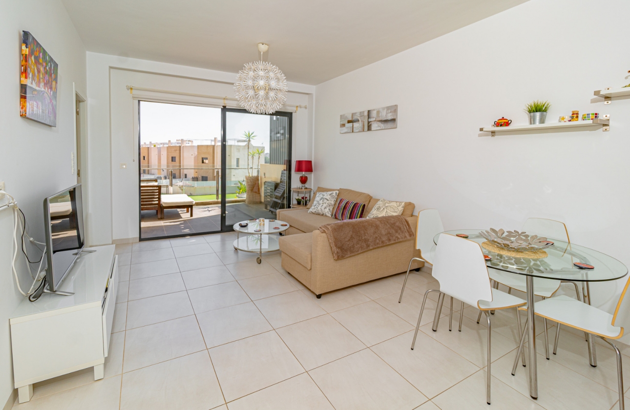 Wiederverkauf - Wohnung - Orihuela Costa - La Zenia