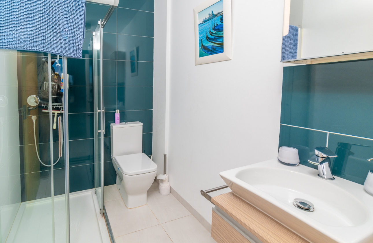 Wiederverkauf - Wohnung - Orihuela Costa - La Zenia
