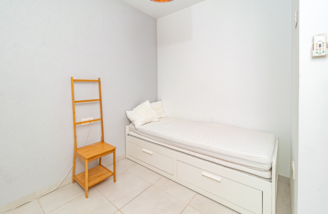 Wiederverkauf - Wohnung - Orihuela Costa - La Zenia