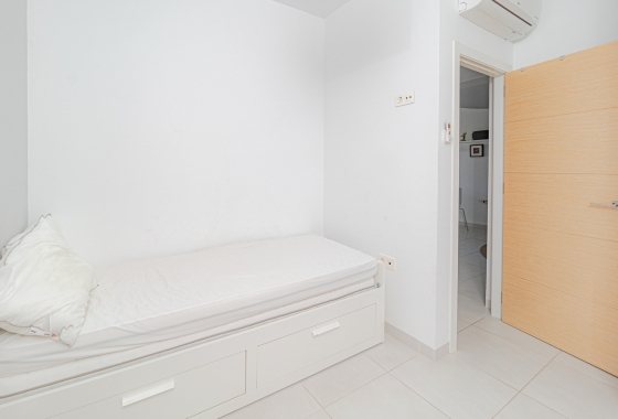 Wiederverkauf - Wohnung - Orihuela Costa - La Zenia