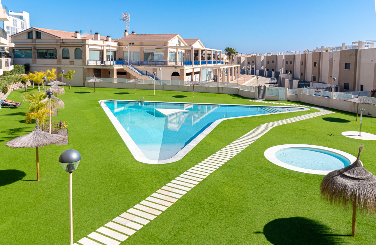 Wiederverkauf - Wohnung - Orihuela Costa - La Zenia