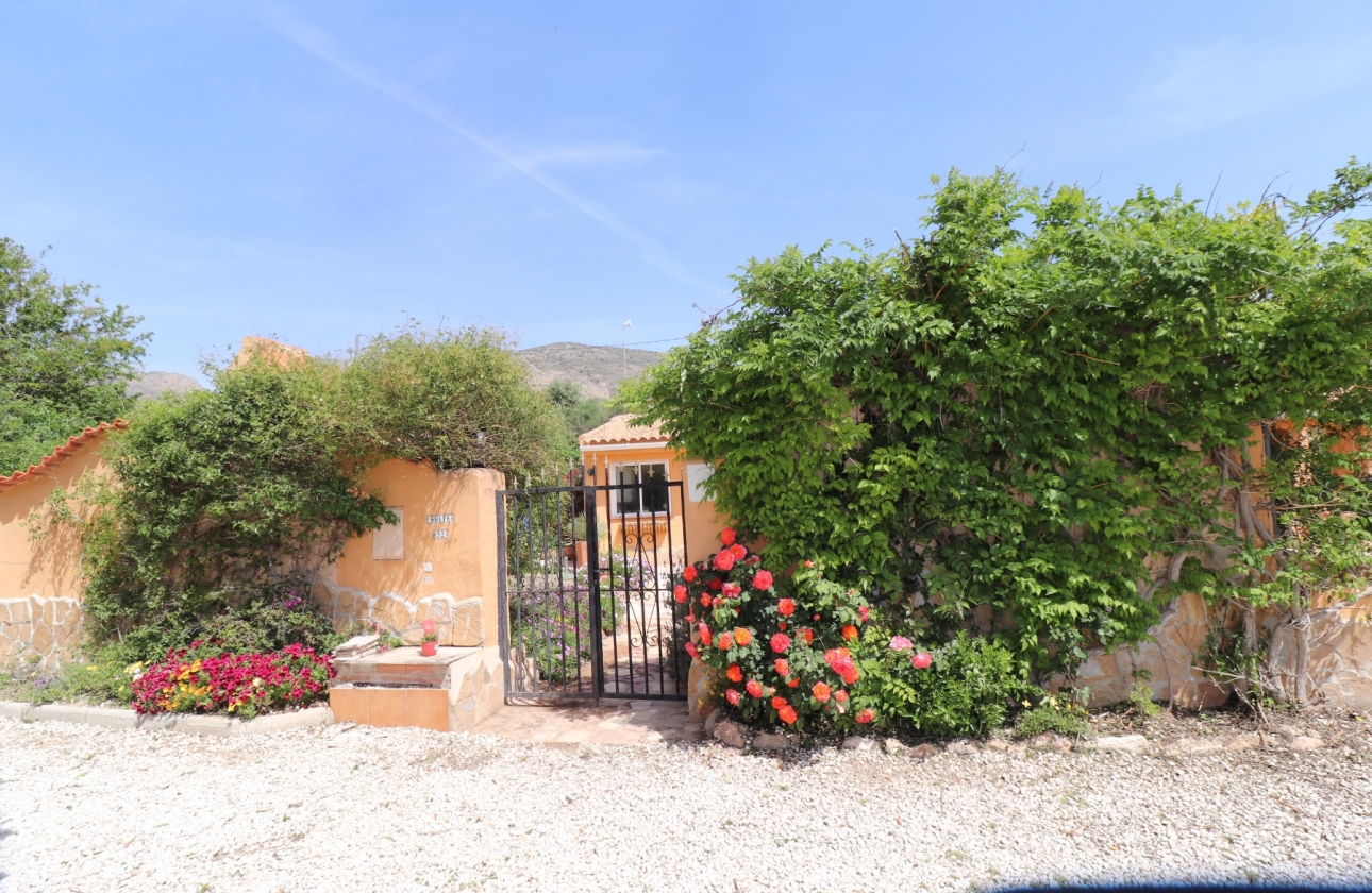 Wiederverkauf - 5. Finca / Country Property - Hondón de las Nieves - La Canalosa