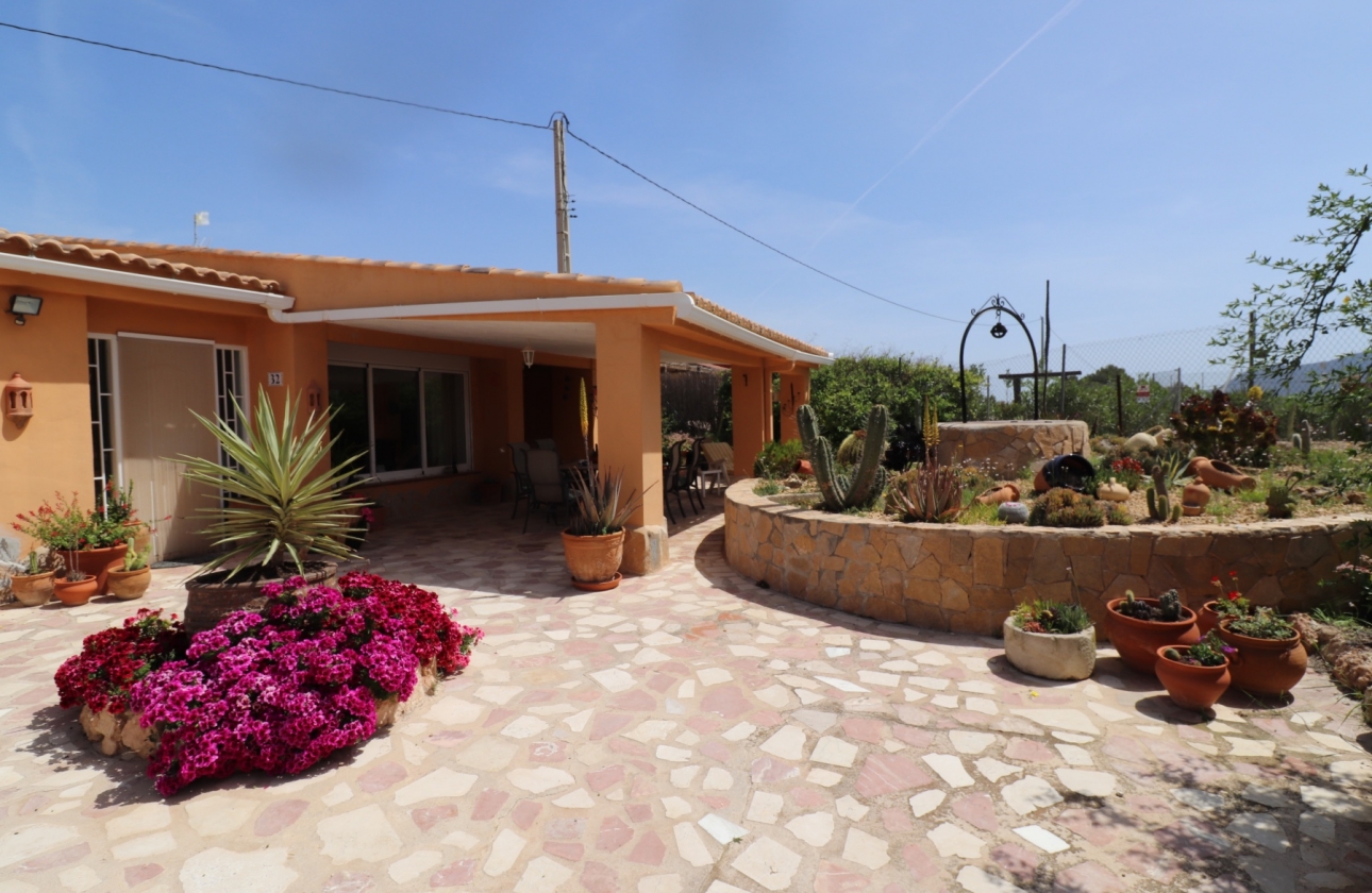 Wiederverkauf - 5. Finca / Country Property - Hondón de las Nieves - La Canalosa