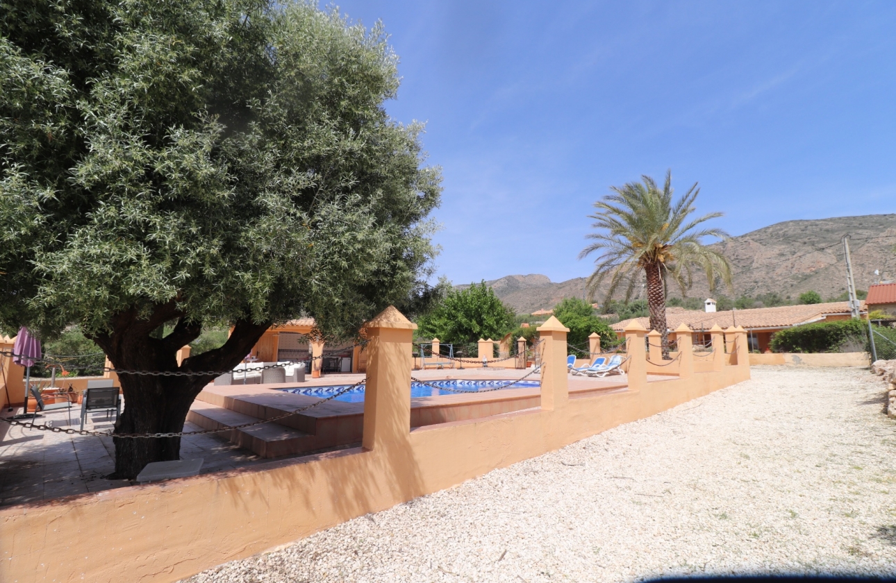 Wiederverkauf - 5. Finca / Country Property - Hondón de las Nieves - La Canalosa