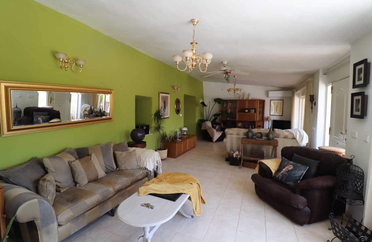 Wiederverkauf - 5. Finca / Country Property - Hondón de las Nieves - La Canalosa