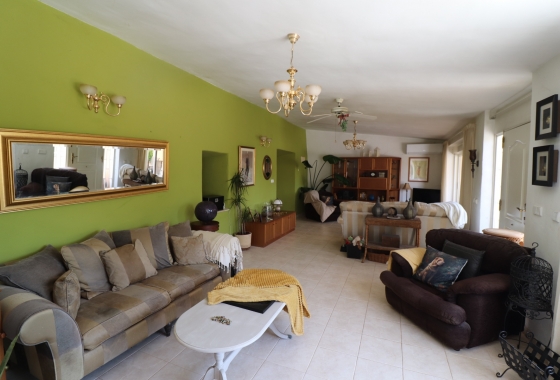Wiederverkauf - 5. Finca / Country Property - Hondón de las Nieves - La Canalosa
