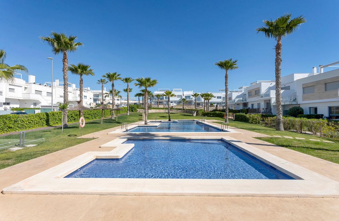 Resale - Apartment / flat - Vistabella Golf