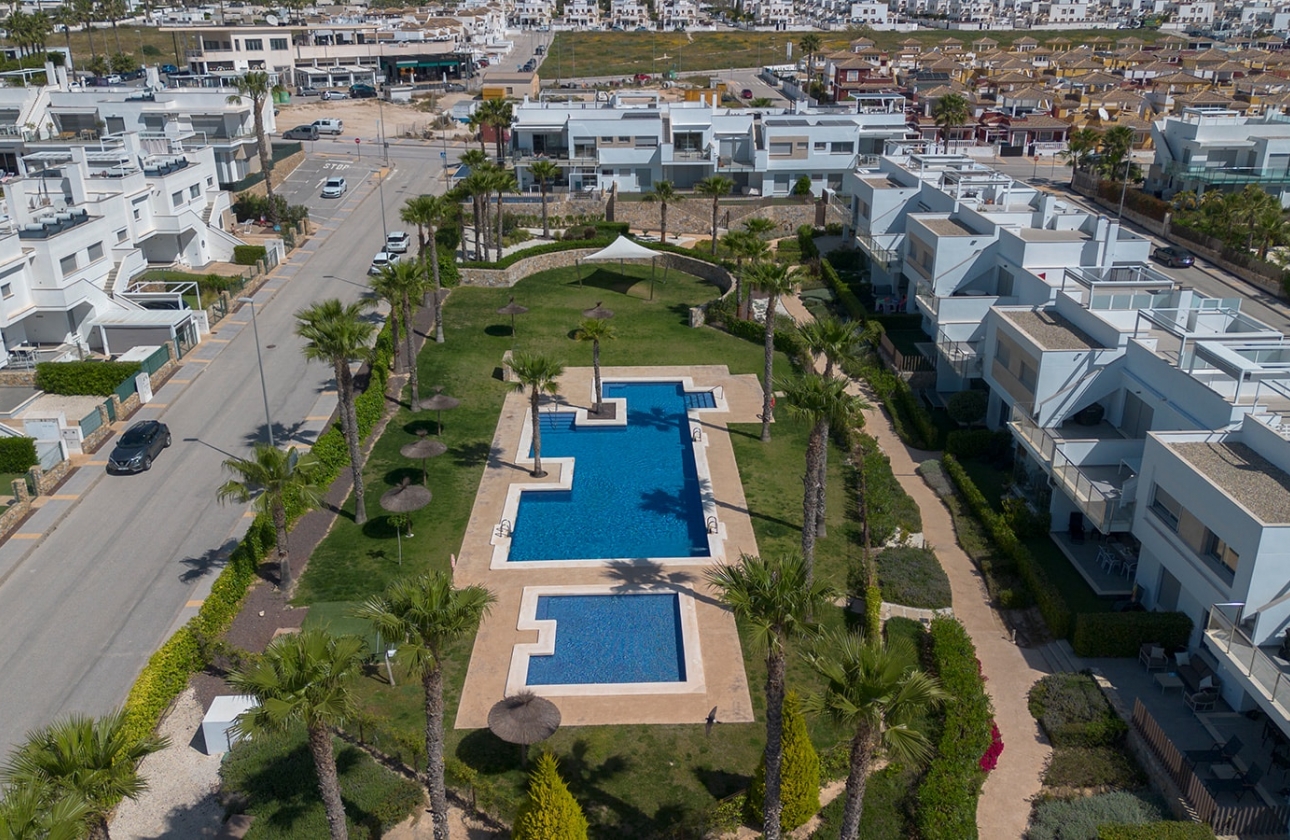Resale - Apartment / flat - Vistabella Golf