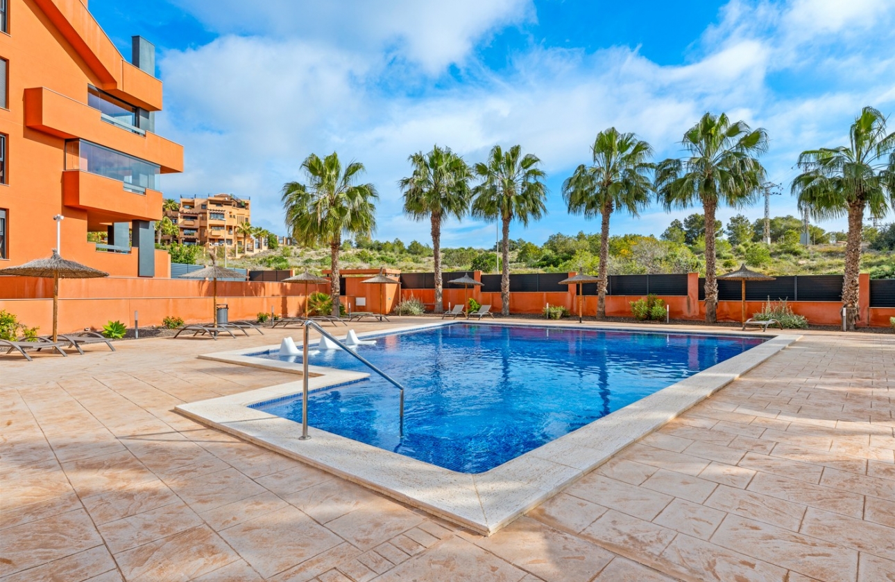 Wiederverkauf - Wohnung - Orihuela Costa - Villamartín