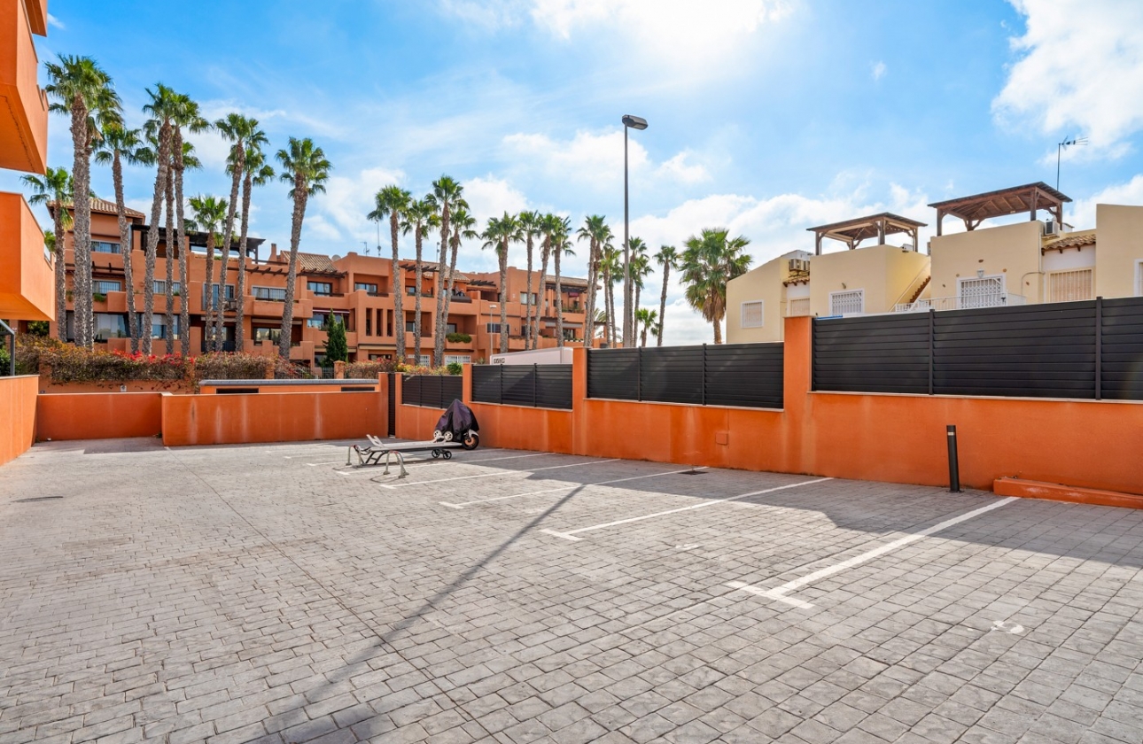 Wiederverkauf - Wohnung - Orihuela Costa - Villamartín