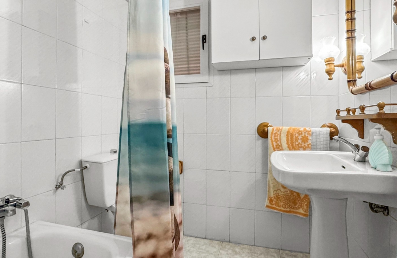 Wiederverkauf - Wohnung - Torrevieja - Playa de los Locos
