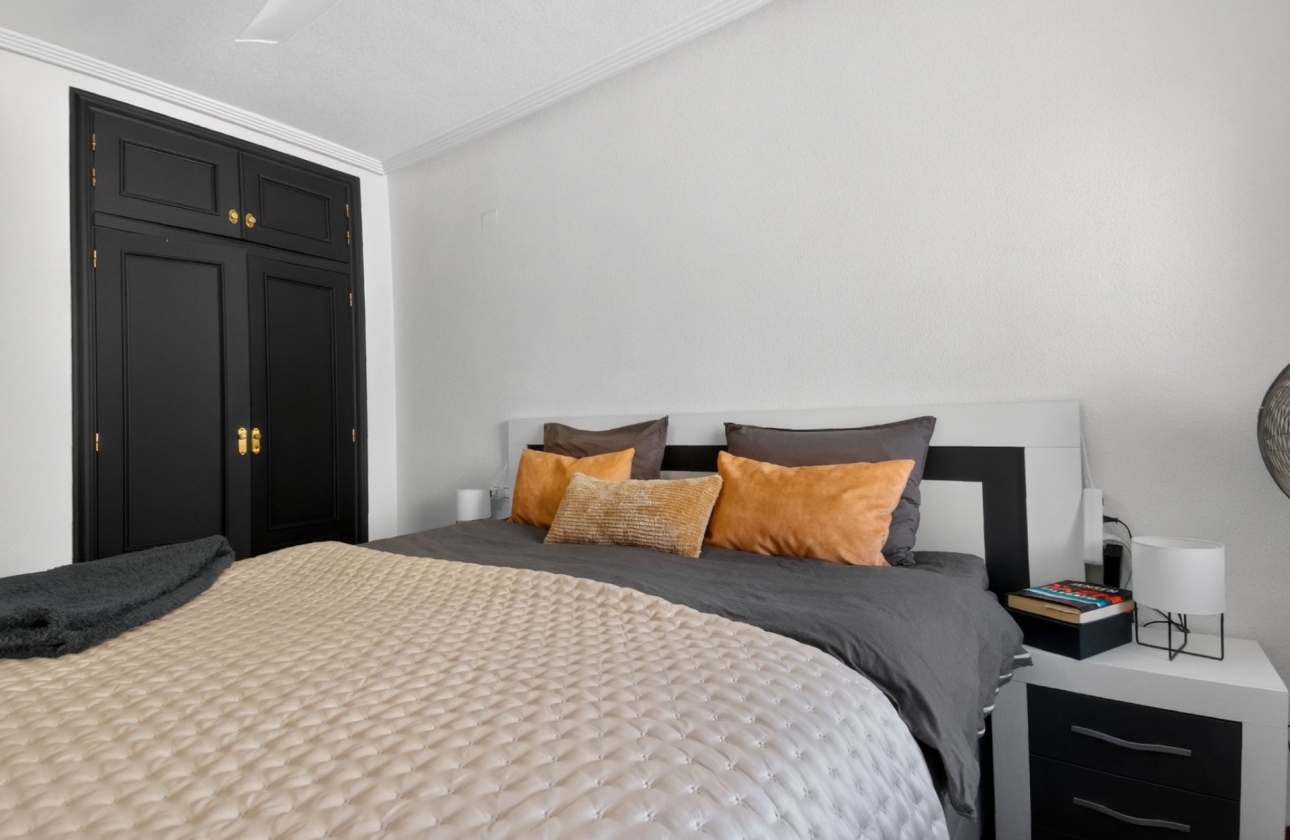 Wiederverkauf - Wohnung - Torrevieja - Aguas Nuevas