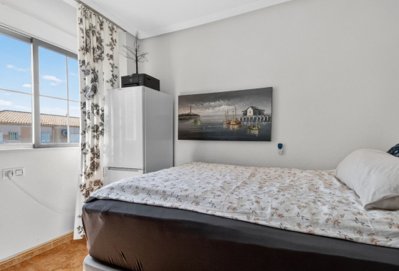 Wiederverkauf - Wohnung - Torrevieja - Aguas Nuevas